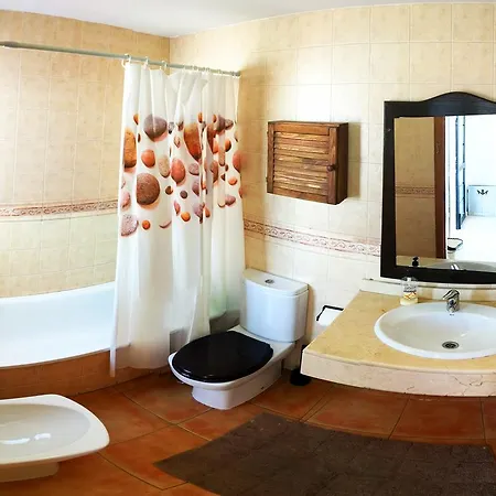 Bhavana Surf House 2* Corralejo